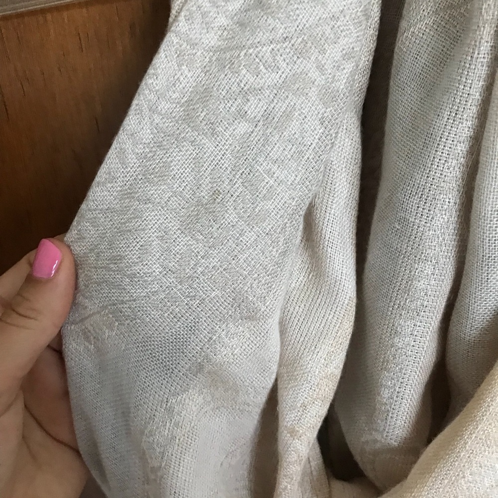 Scarf - Picture 3 of 3